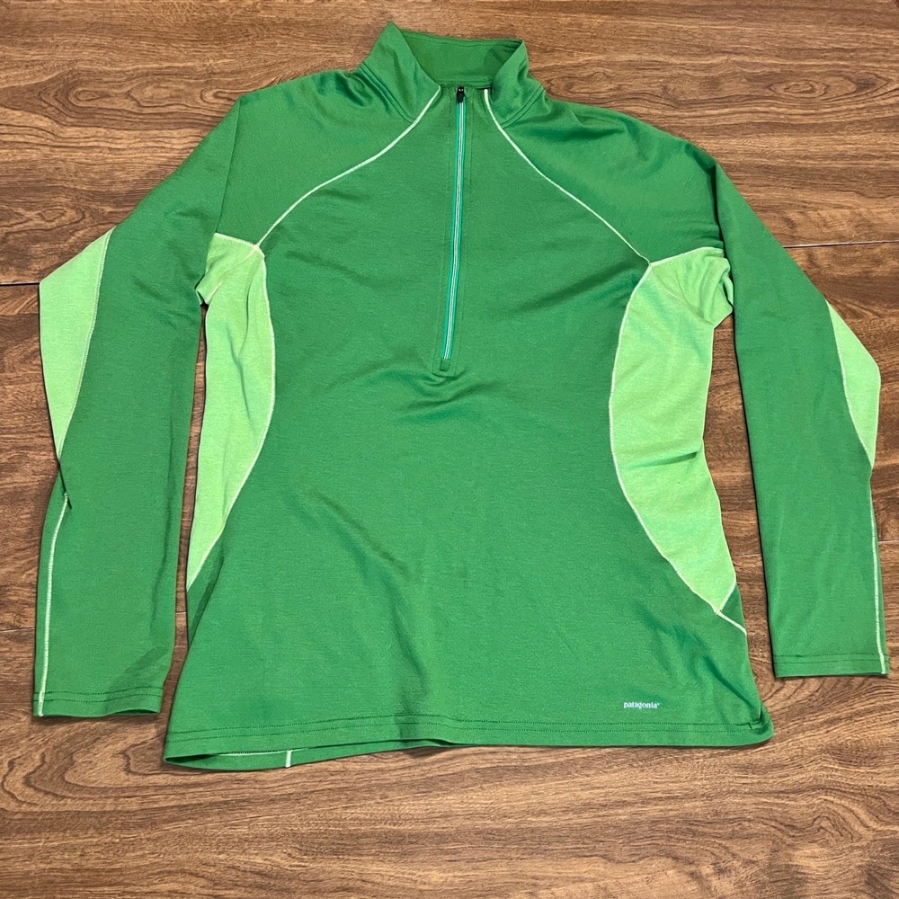 Patagonia Women's Green Long Sleeve 1/4 Zip Pullover Athletic Shirt L